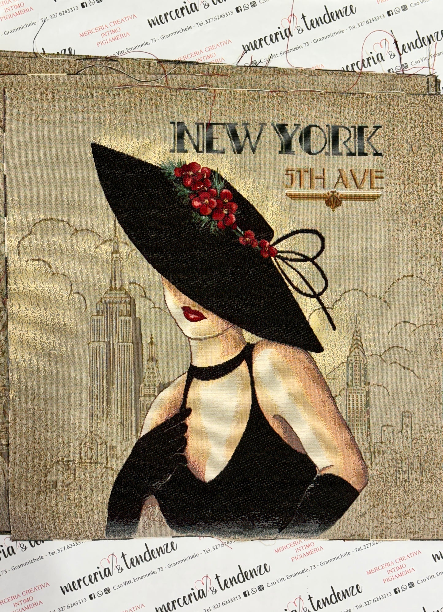 Gobelin New York Cushion