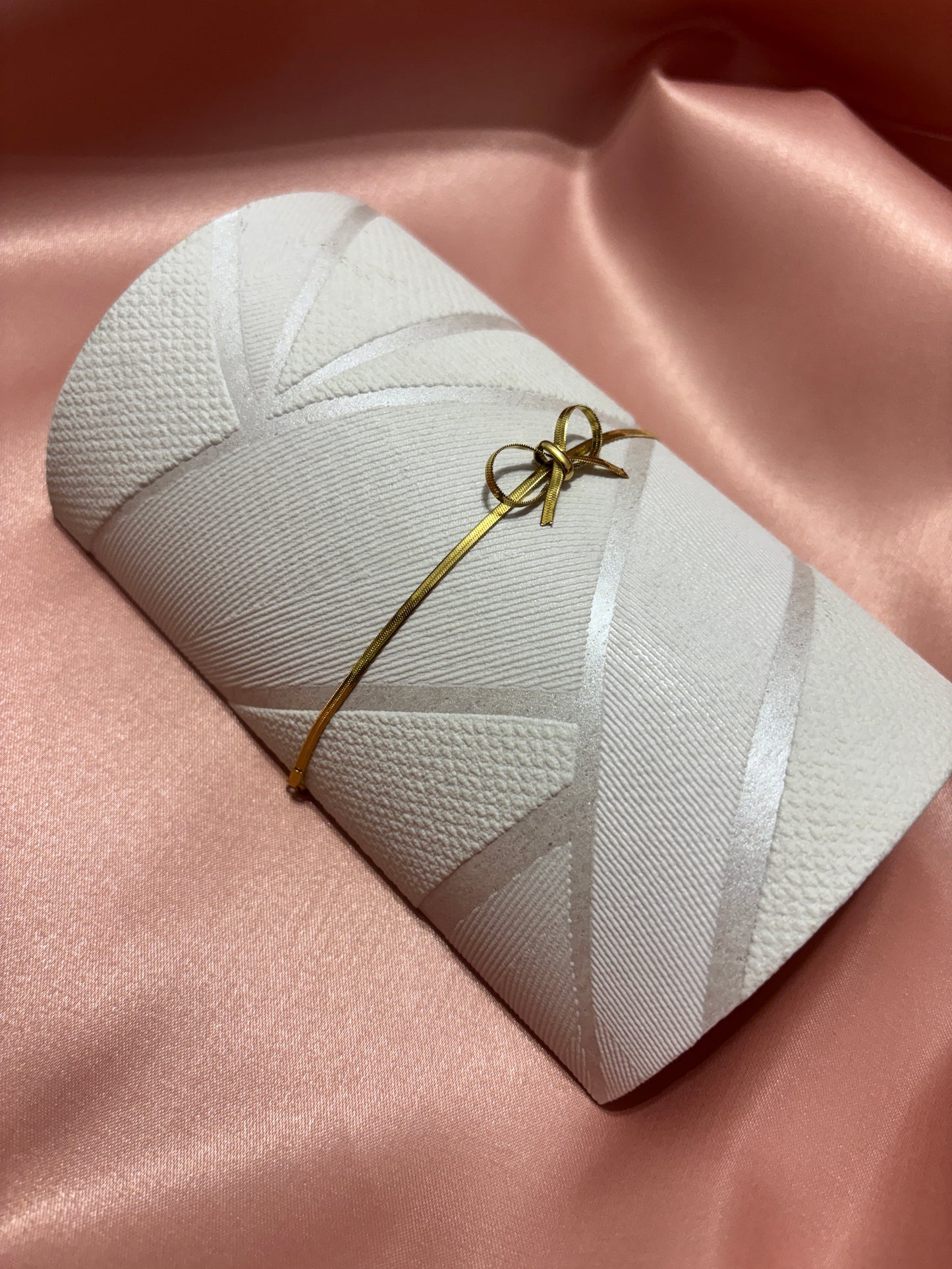 Gold Bow Bracelet