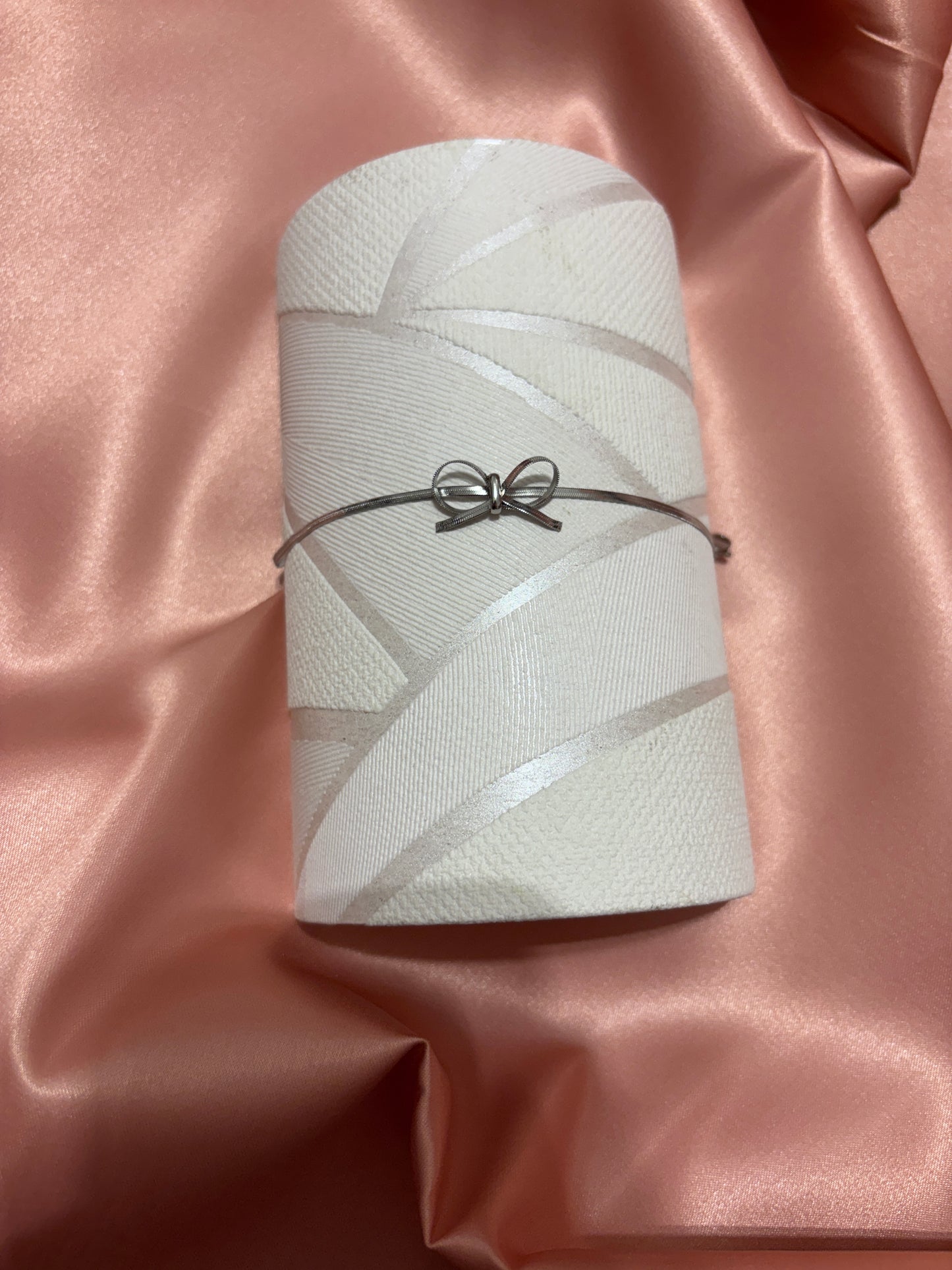 Silver Bow Bracelet