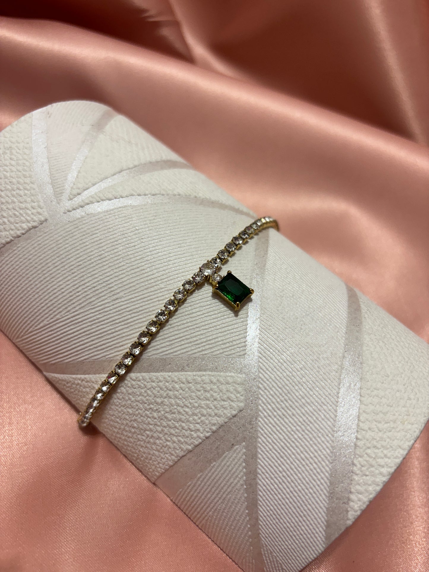 Necklace with light point