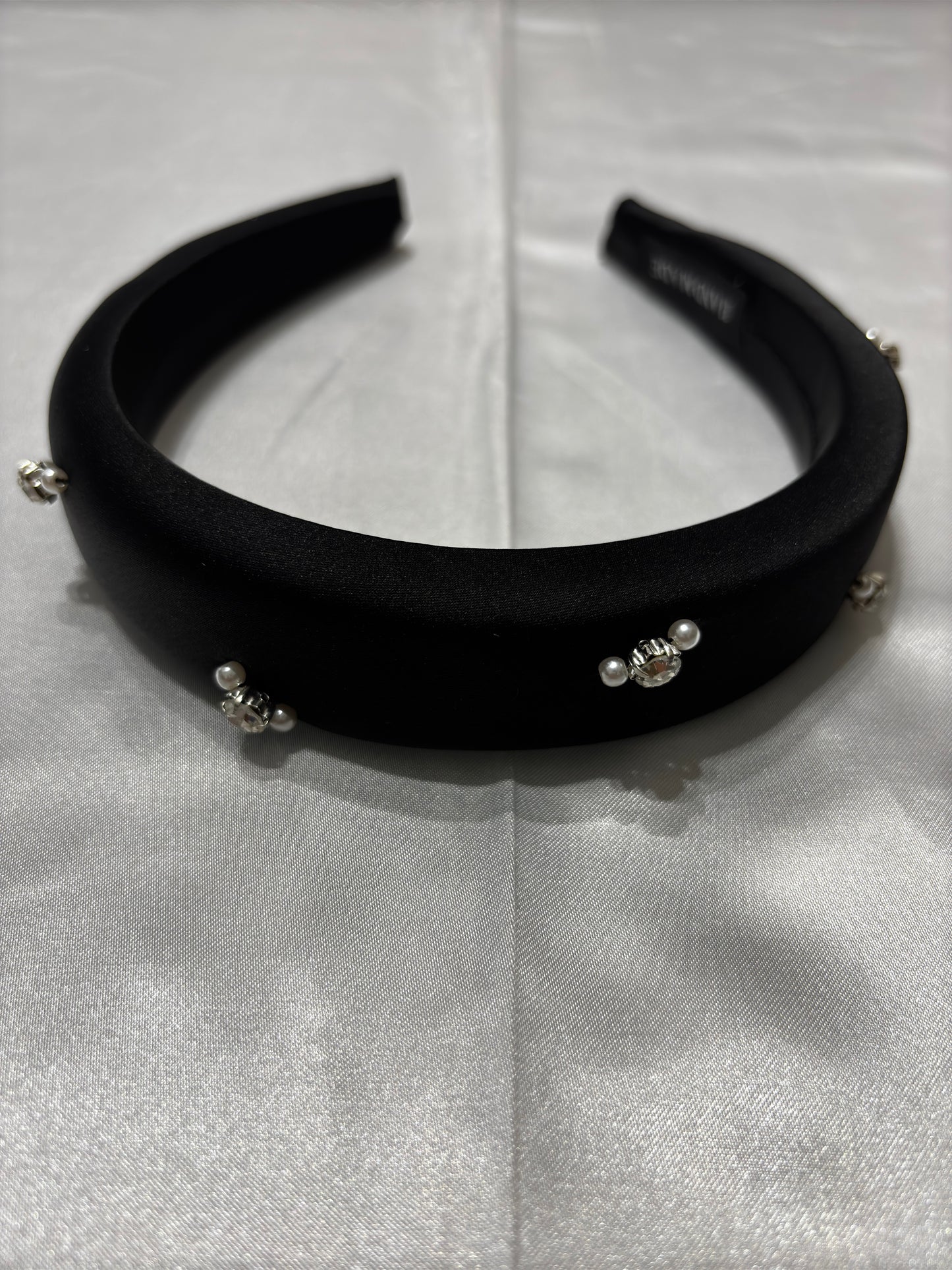 Headband with light points