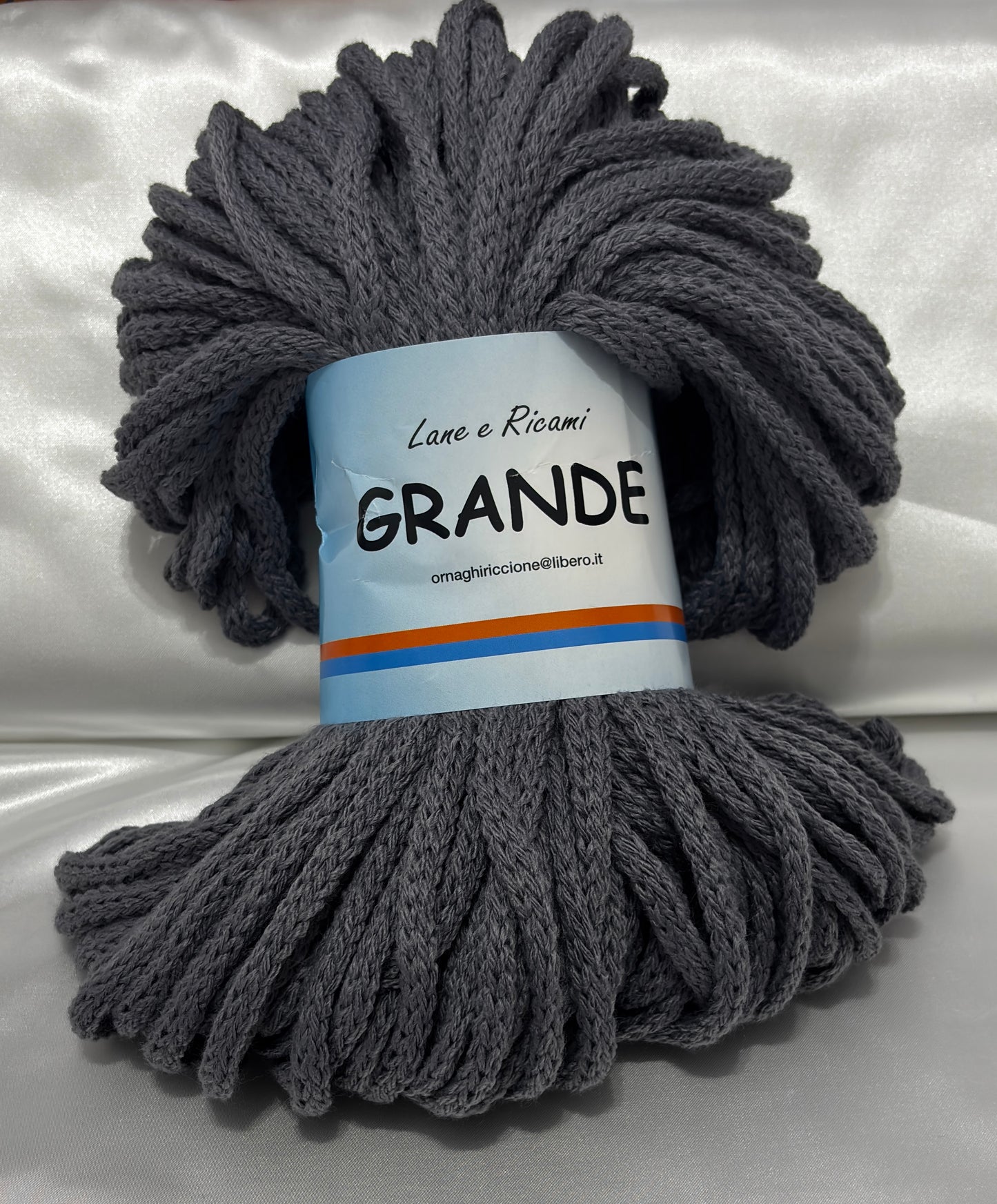Large Wool 200 Grams. (tubular)