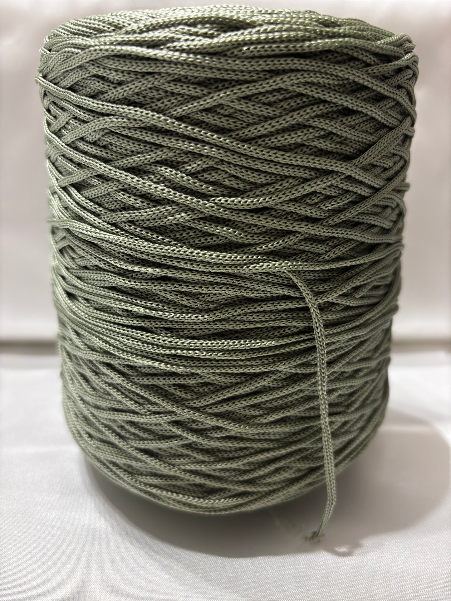 Thay Tripolino Cord