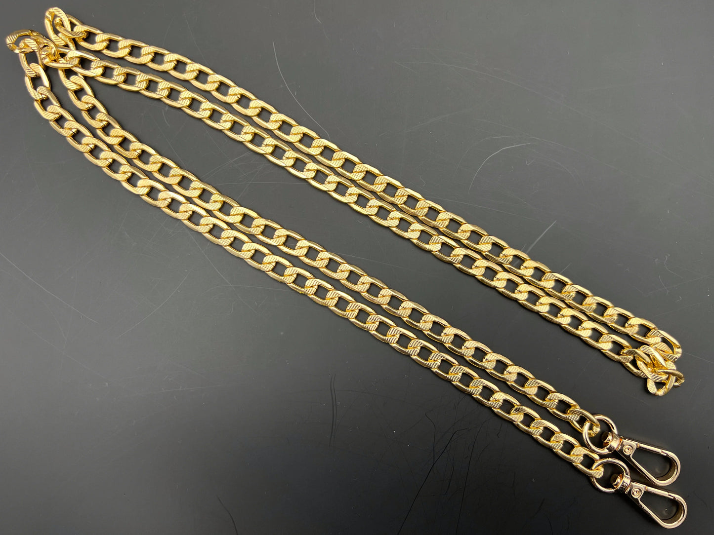 Catena metallo borse Myla 120cm mm14x10 con ganci