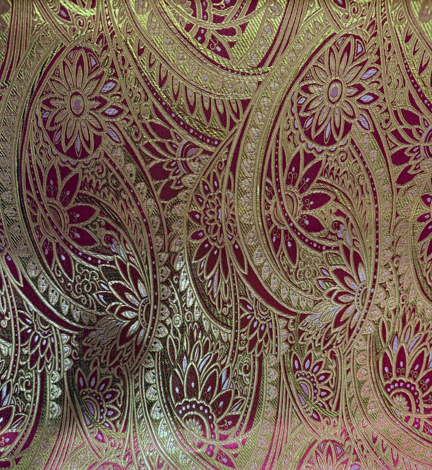 Damask Fabric with Lurex Effect 50*70