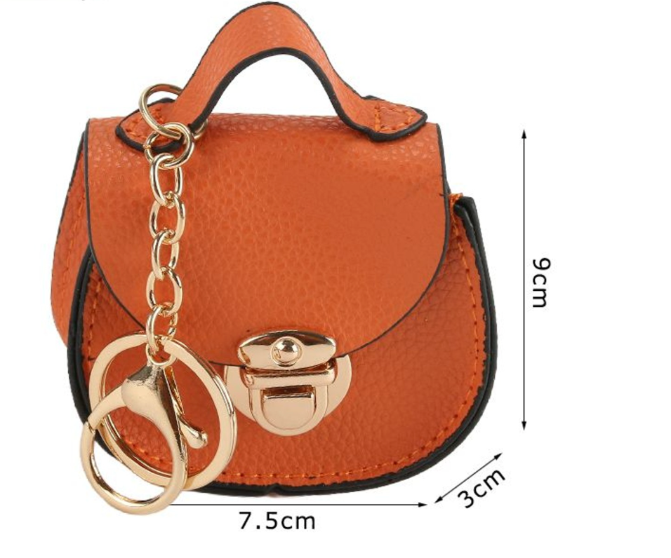 Mini Pochette Portachiavi in Ecopelle – Charm Decorativo per Borse Handmade