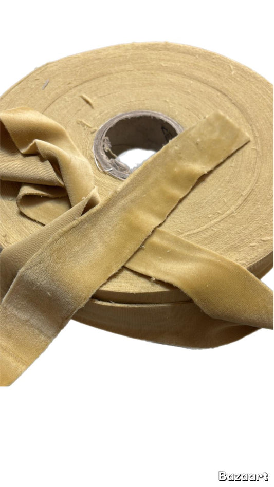 Velvet Cream Pizza Ribbon 410 Grams