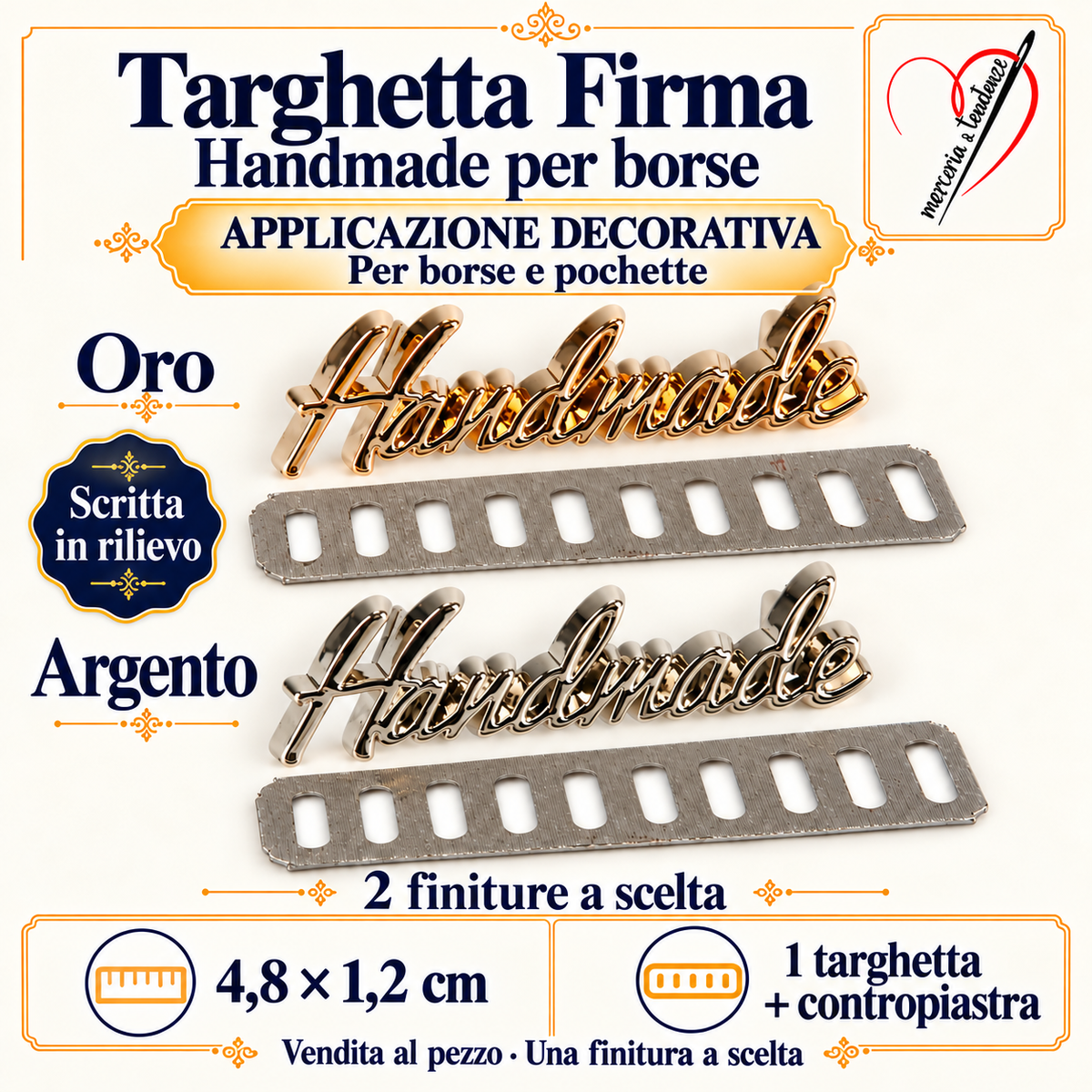 Targhetta Firma Handmade per borse e pochette, finiture oro e argento, 4,8 × 1,2 cm. Una targhetta con contropiastra per pezzo.